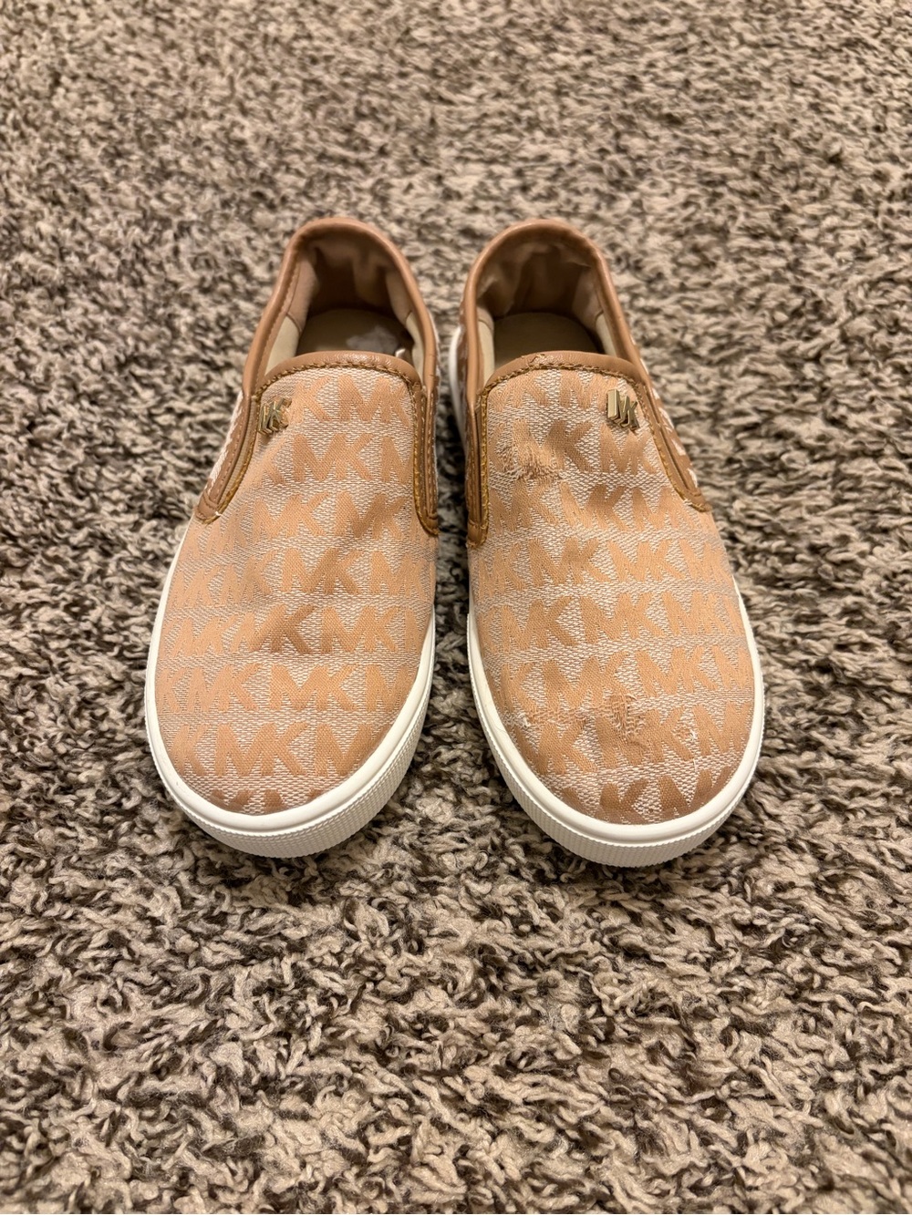Michael Kors Kids Tan MK Logo Slip-On Sneakers with White Soles
